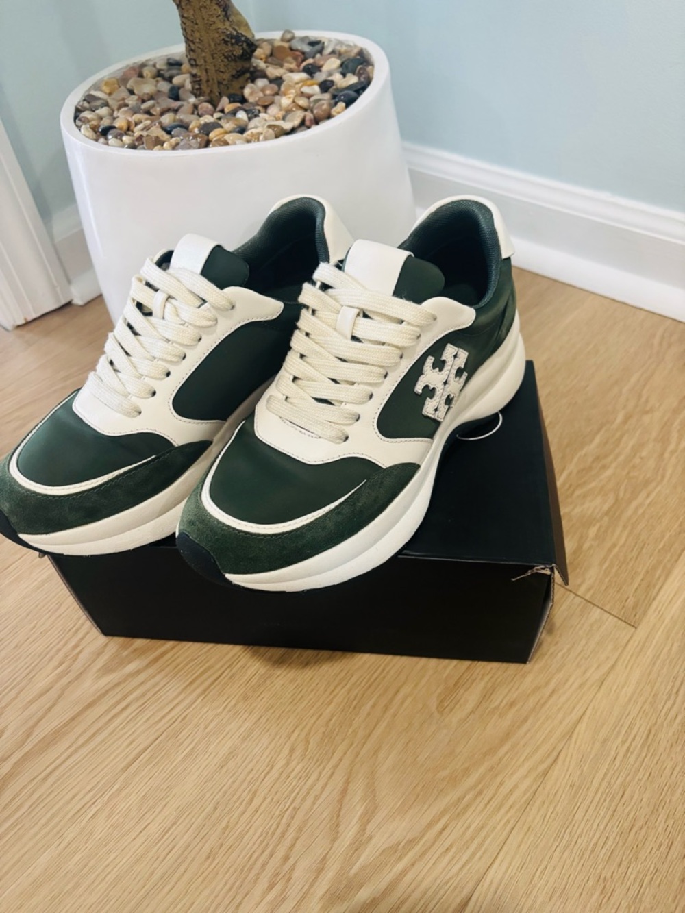 Tory Burch Forest Green and Cream Platform Lace-Up Sneakers